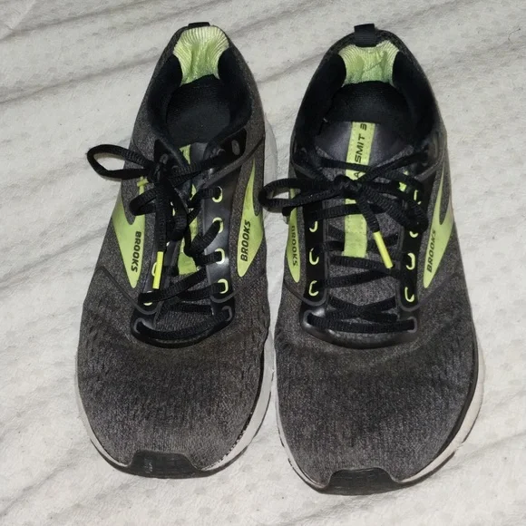 Brooks Shoes Mens Brooks Transmit Running Shoes Poshmark